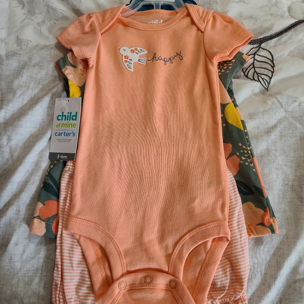 2 Sets 3-6mo - Picture 3 of 4